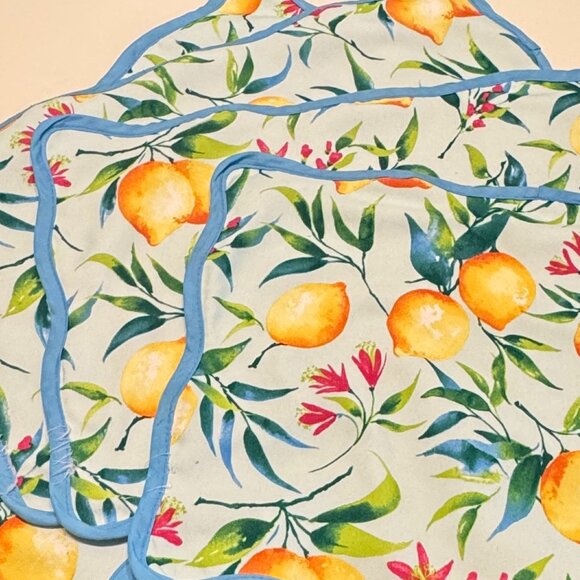 4 Fabric Placemats Lemon Themes Scallop Edges Handmade *read* - Picture 2 of 5
